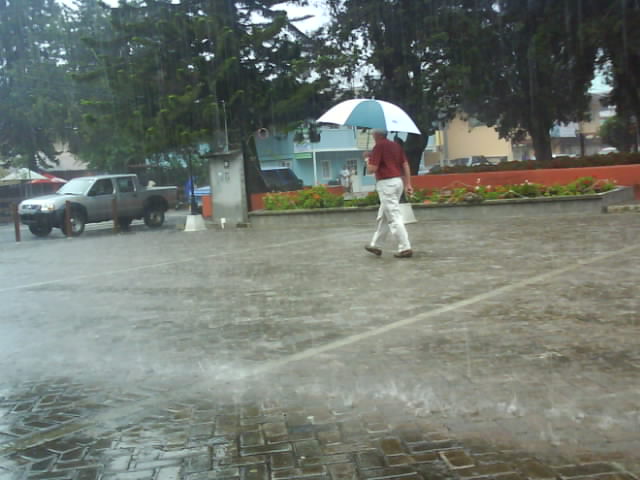 021 Boquete Plaza In Rain 1st Aug 2011.jpg